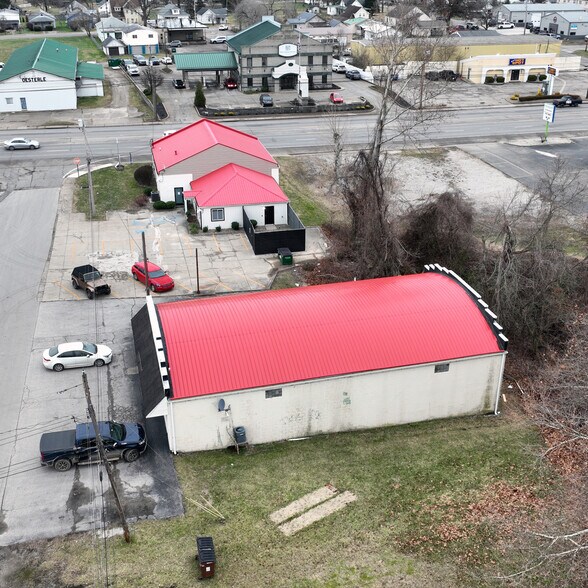 More Photos Of 1900 8th Ave, Parkersburg Garden Center For Sale