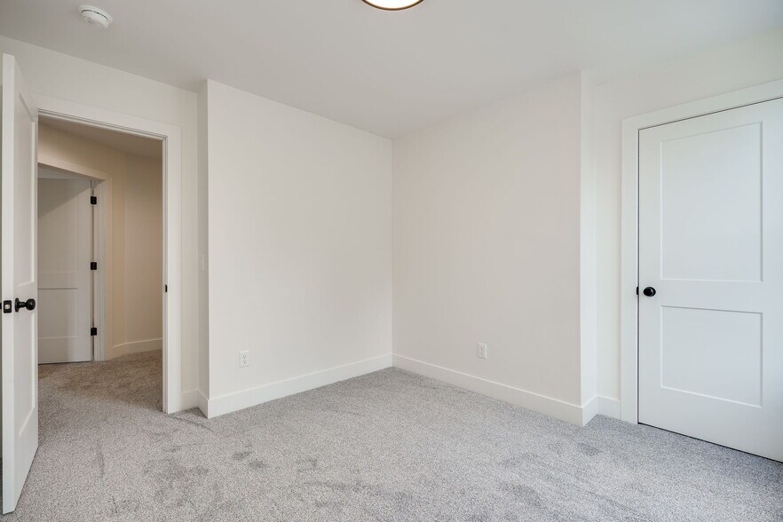 More Photos Of , Dayton Unknown For Sale