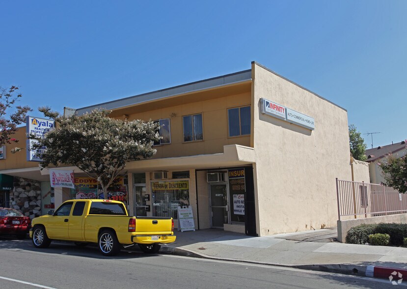 More Photos Of 14000-14006 Pioneer Blvd, Norwalk Storefront For Sale