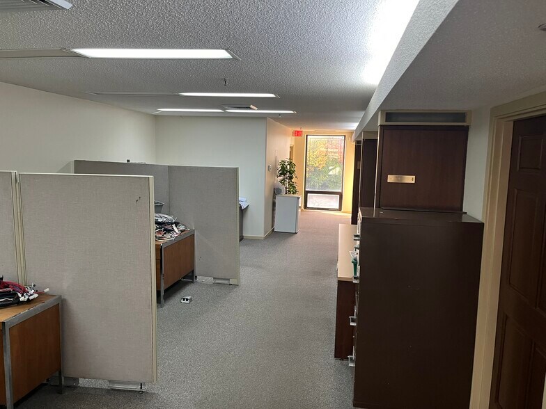 More Photos Of 1810 Clover Rd, Mishawaka Industrial For Sale