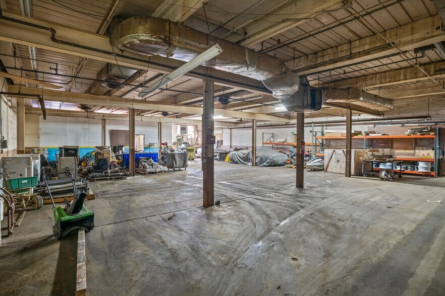 More Photos Of 55 East St, Ware Warehouse For Lease