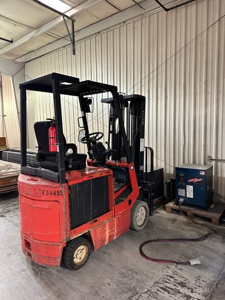 More Photos Of 1980 S West Blvd, Vineland Manufacturing For Sale