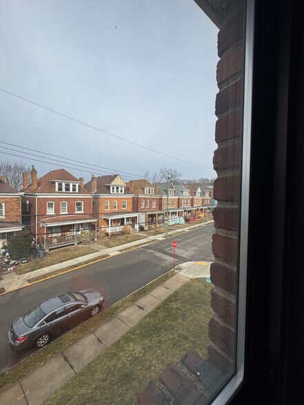More Photos Of 579 Dawson Ave, Pittsburgh Apartments For Sale