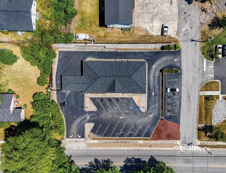 More Photos Of 3100 Colonial Dr, Columbia Bank For Sale
