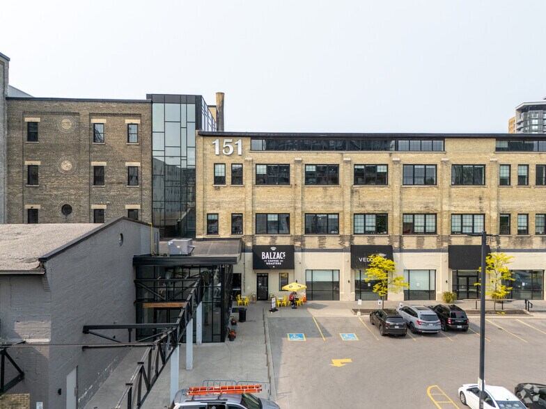 More Photos Of 121-151 Charles St W, Kitchener Office Residential For Lease