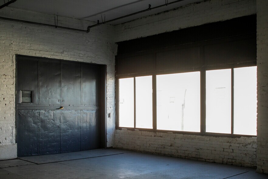 More Photos Of 845 E 136th St, Bronx Warehouse For Sale