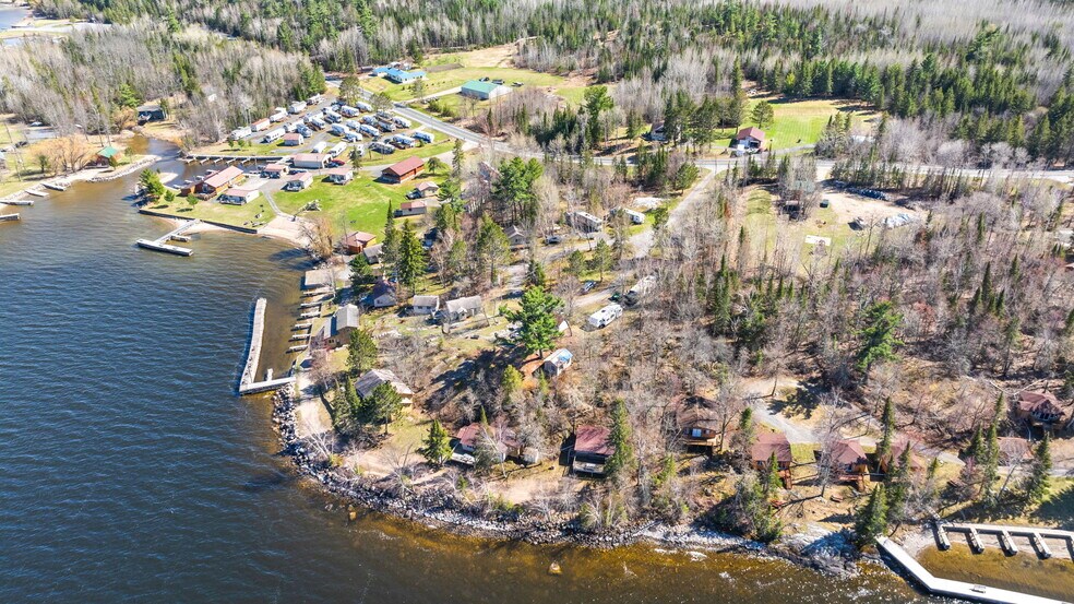 More Photos Of 9978 Gappa Rd, Kabetogama Hotel For Sale