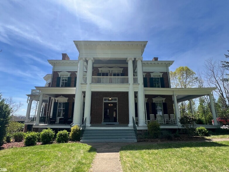 More Photos Of 5189 Rockwood Rd, Dublin Lodge Meeting Hall For Sale