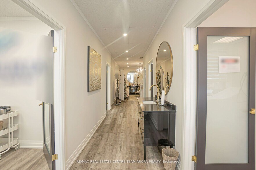 More Photos Of 90 Winges Rd, Vaughan Flex For Sale