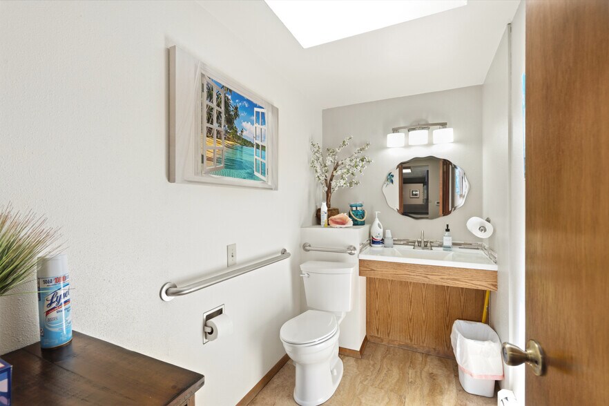 More Photos Of 430 Bimson Ave, Berthoud Medical For Sale