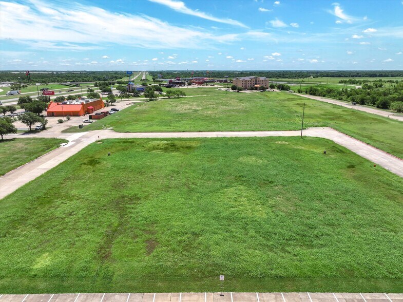 More Photos Of TBD Tanger Dr, Terrell Land For Sale