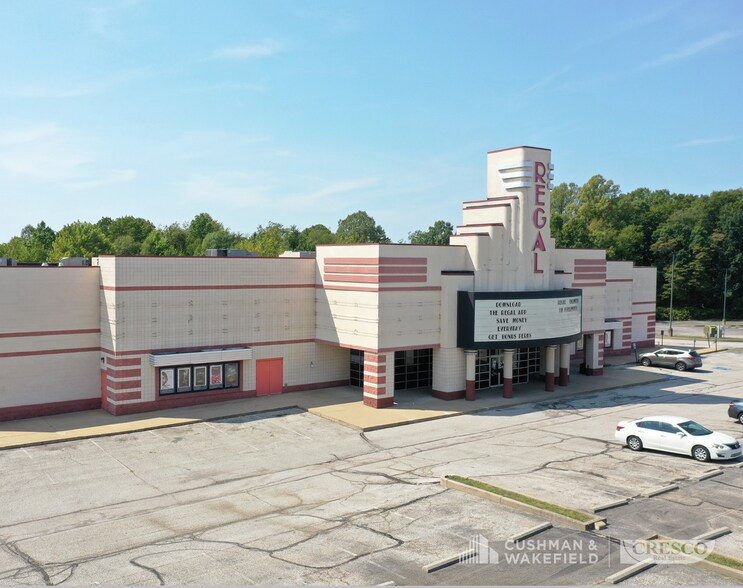 More Photos Of 1210 Independence Ave, Akron Movie Theatre For Sale