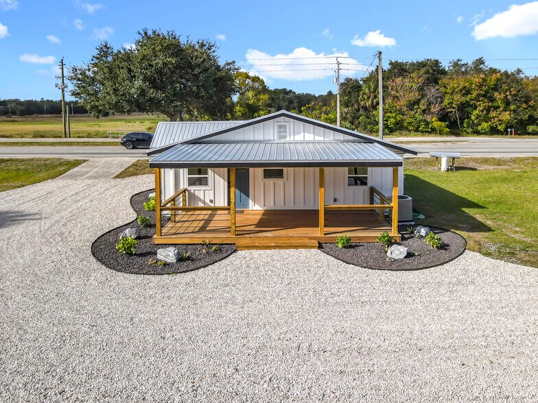 Primary Photo Of 379 N State Road 415, Osteen Office For Lease