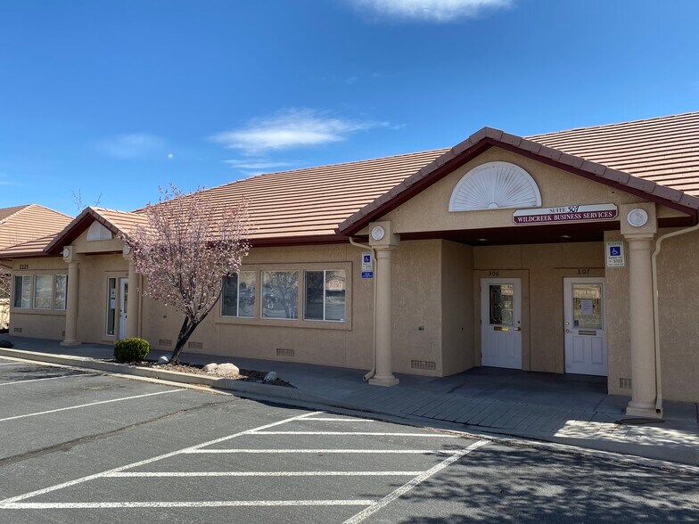 More Photos Of 2225 Green Vista Blvd, Sparks Office For Sale