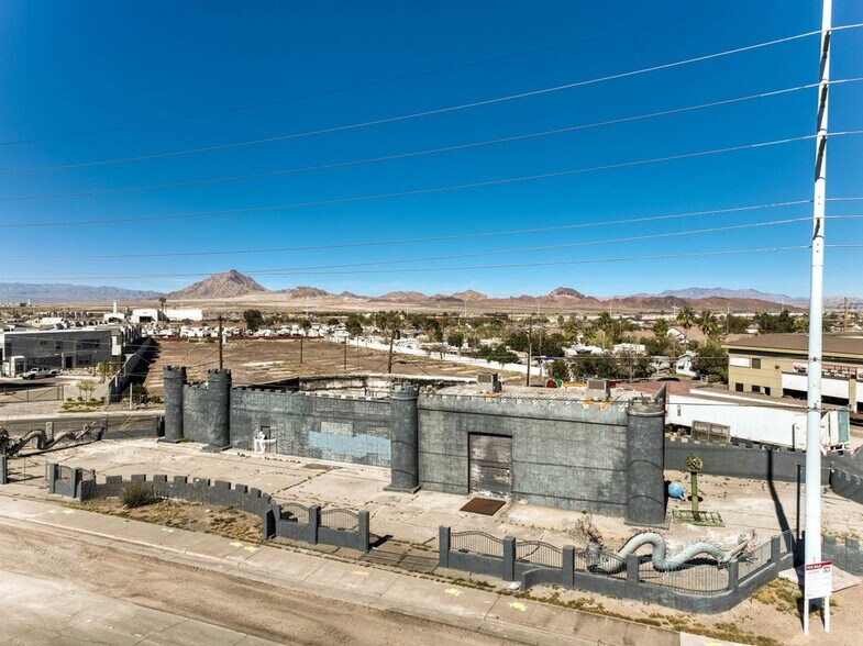 More Photos Of 1800 N Boulder Hwy, Henderson Auto Repair For Sale