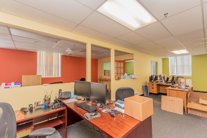 More Photos Of 23-25 Spring St, Ossining Office For Lease