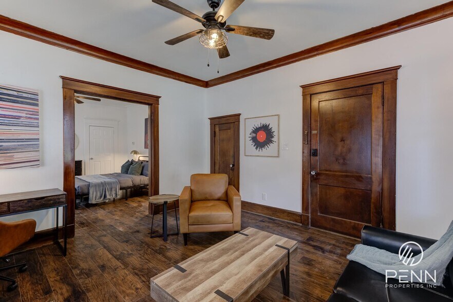 More Photos Of 2033 Young Ave, Memphis Multifamily For Sale