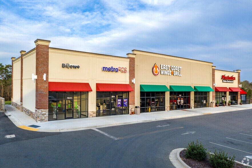 More Photos Of 730 Leonard, Albemarle Unknown For Lease