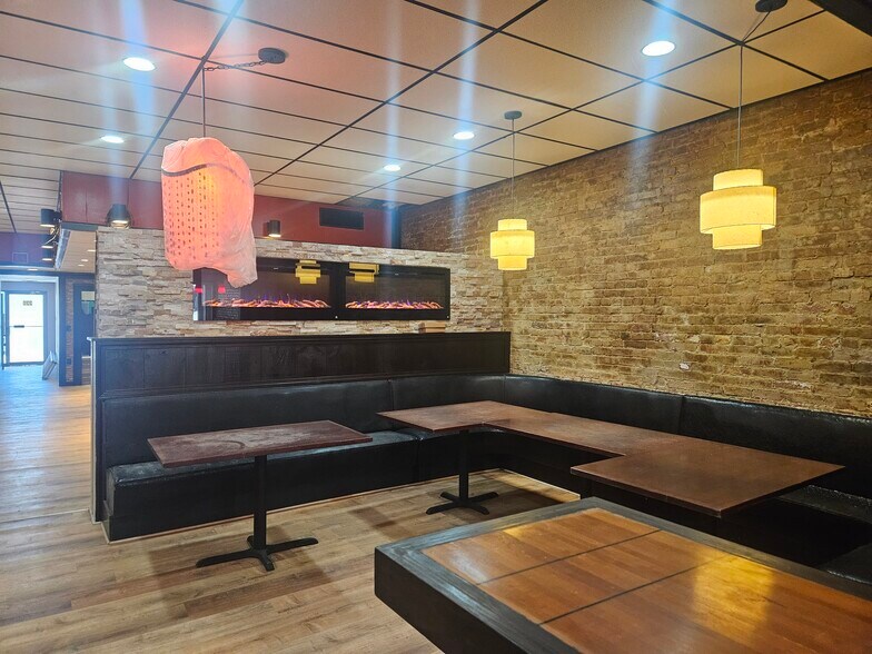 More Photos Of 220 Sycamore St, Oil City General Retail For Sale