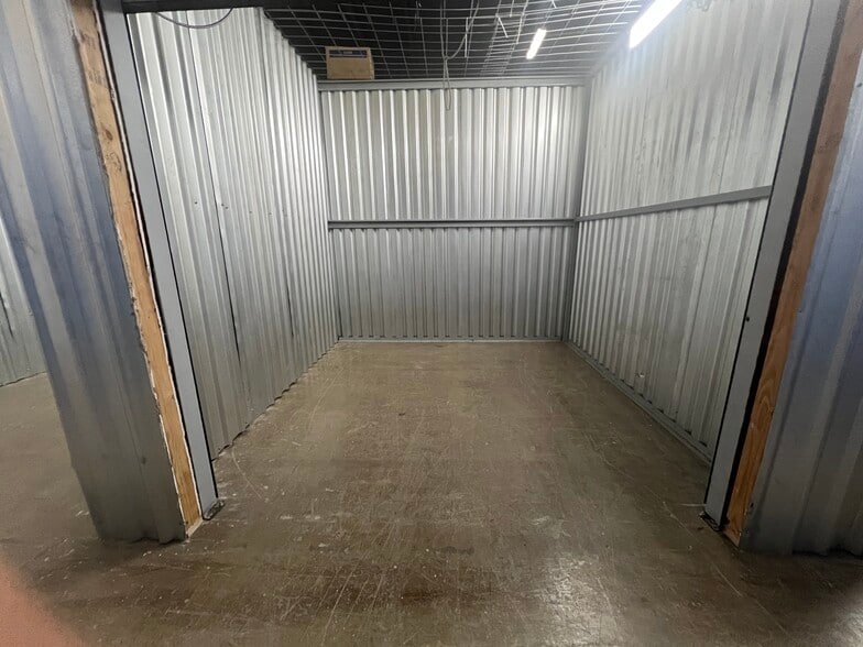 More Photos Of 36 Sam Pearl Blvd, Brownsville Self Storage For Sale