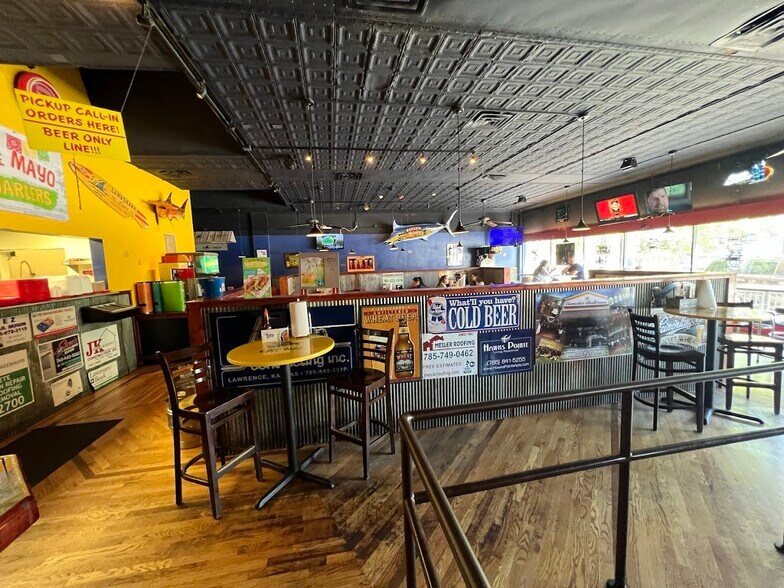 More Photos Of 1115 Massachusetts St, Lawrence Freestanding For Sale