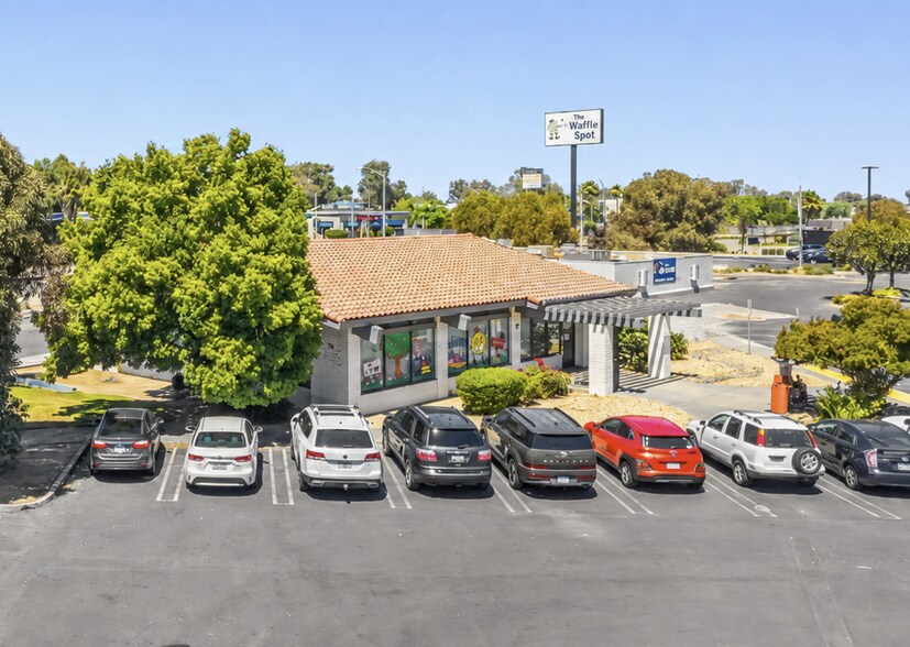 More Photos Of 1101 Country Club Dr, Madera Restaurant For Sale