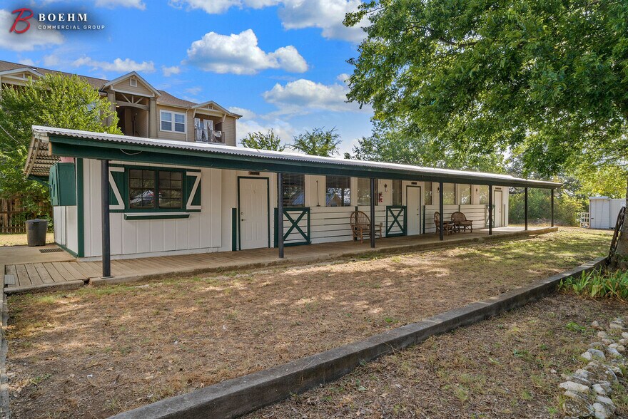 More Photos Of 137 Old San Antonio Rd, Boerne Apartments For Sale