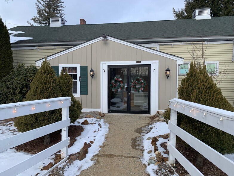 More Photos Of 159 Mayville Rd, Bethel Restaurant For Sale