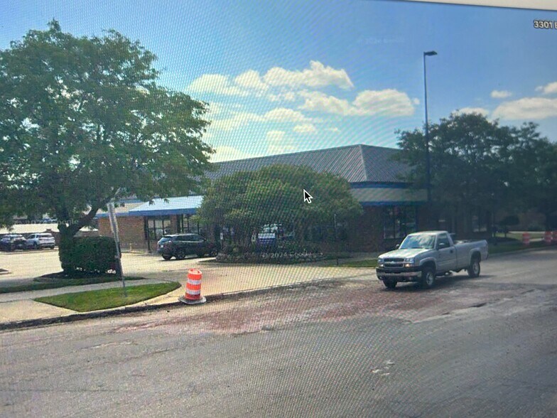 More Photos Of 3323 Biddle Ave, Wyandotte Office For Sale