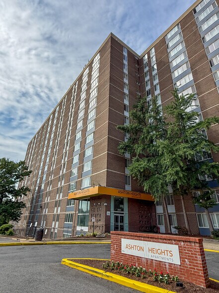 More Photos Of 3901 Suitland Rd, Suitland Apartments For Sale