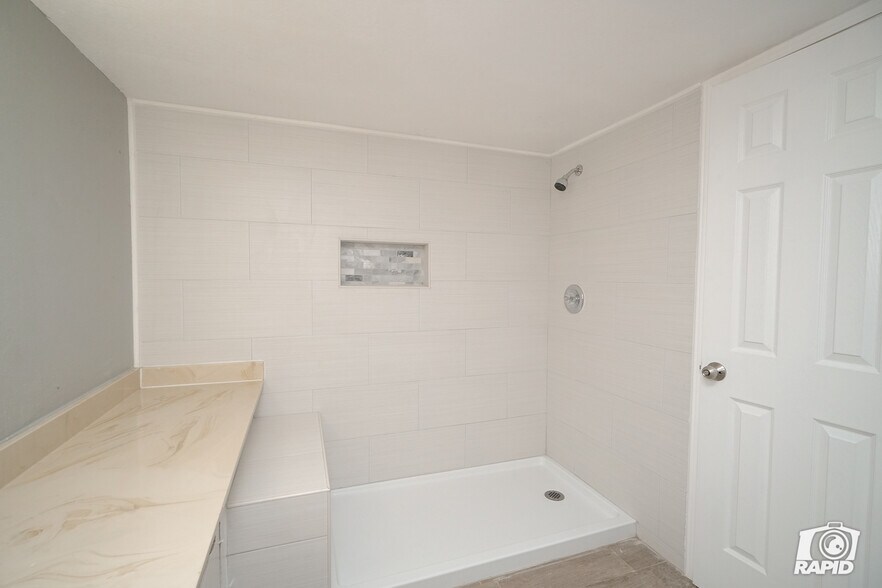 More Photos Of 601 George Ave, Midland Apartments For Sale