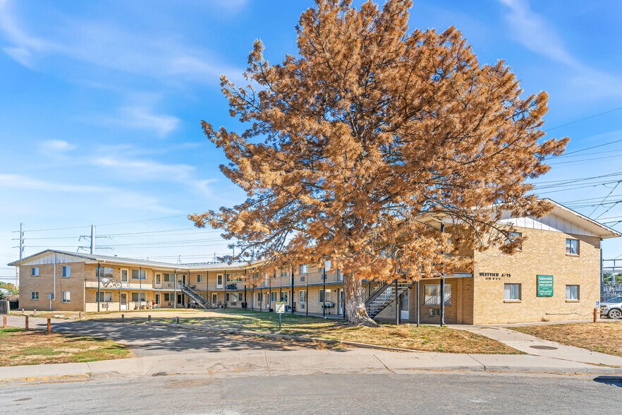 More Photos Of 2435-2459 W 11th St, Greeley Apartments For Sale