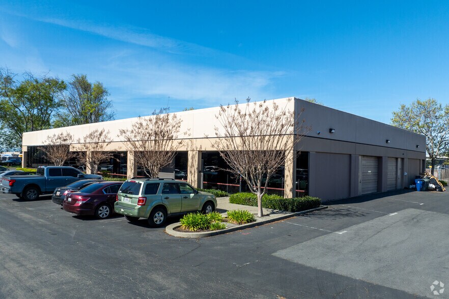 More Photos Of 10940-10990 Bigge St, San Leandro Unknown For Lease