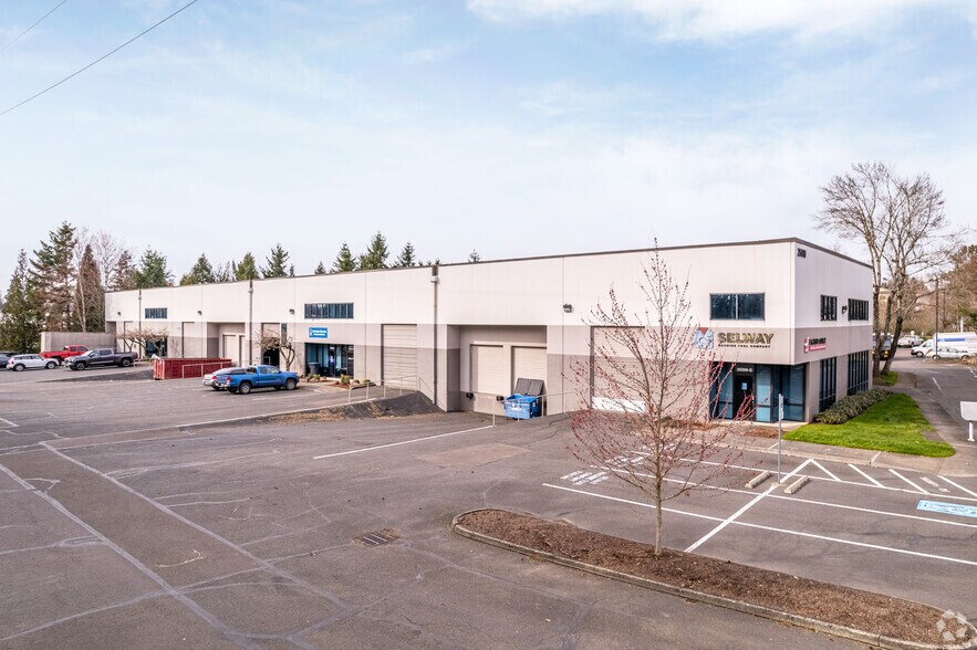 More Photos Of 10159 SW Commerce Cir, Wilsonville Unknown For Lease