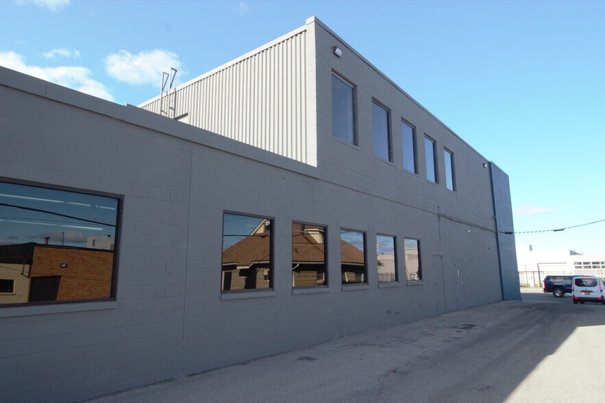More Photos Of 1390 Mt Read Blvd, Rochester Manufacturing For Lease