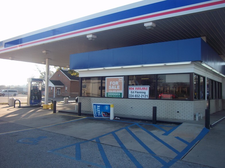 More Photos Of 5670 Atlanta Hwy, Montgomery Convenience Store For Lease