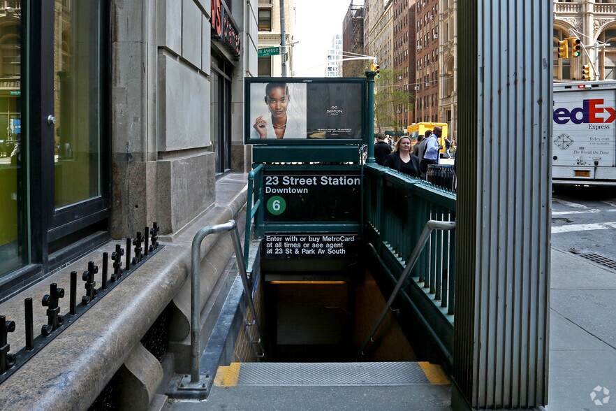More Photos Of 10 E 22nd St, New York Apartments For Lease