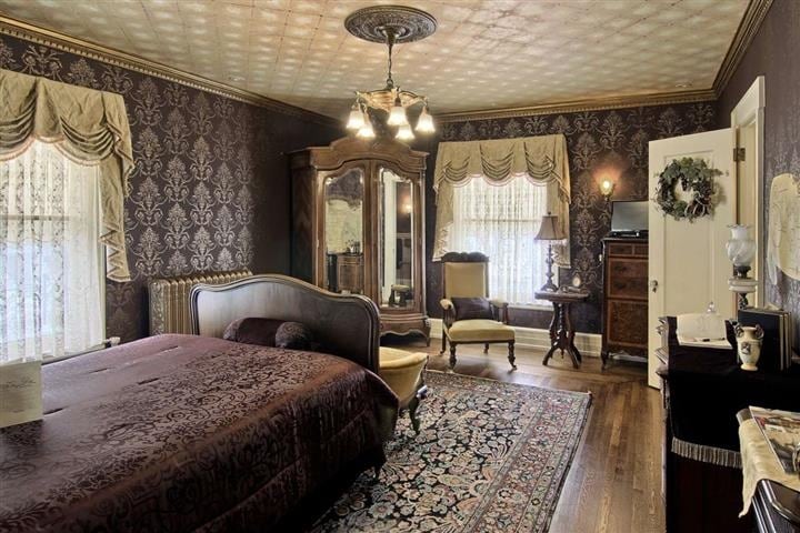 More Photos Of 230 Wellington St, Traverse City Hospitality For Sale