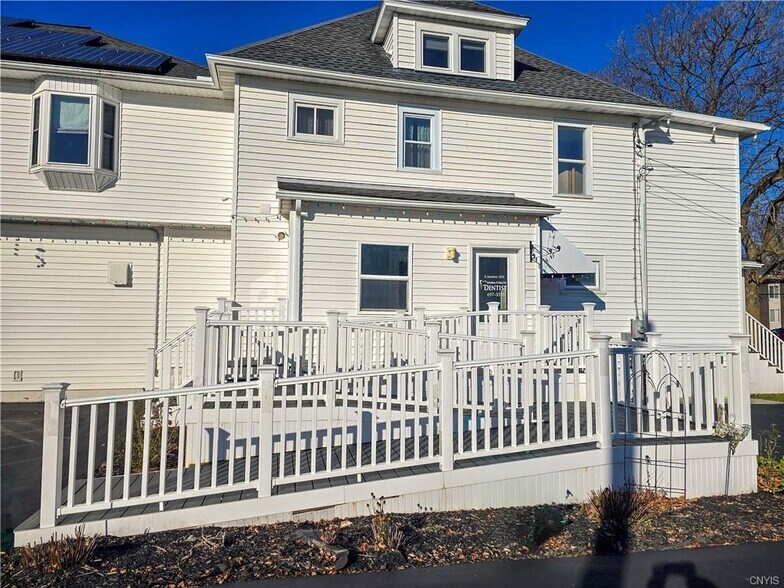 More Photos Of 337 N Peterboro St, Canastota Office Residential For Sale