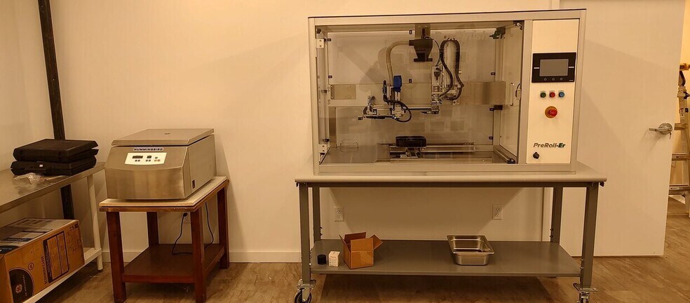 More Photos Of 135 Westboro Rd, North Grafton Storefront For Sale