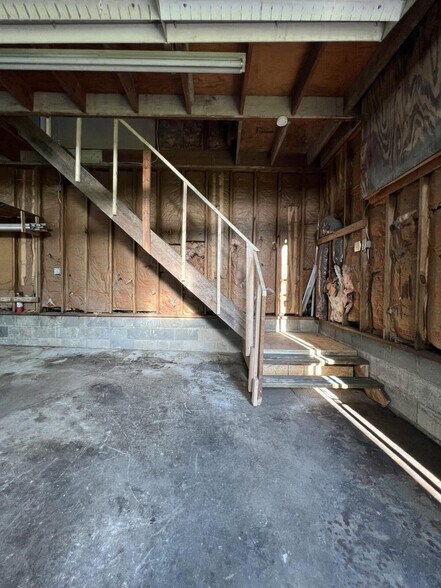 More Photos Of 4660 Mary Ingles Highway, Silver Grove Police Fire Station For Sale