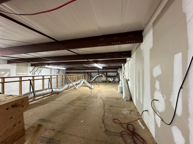 More Photos Of 2270 Pendley Rd, Cumming Warehouse For Lease