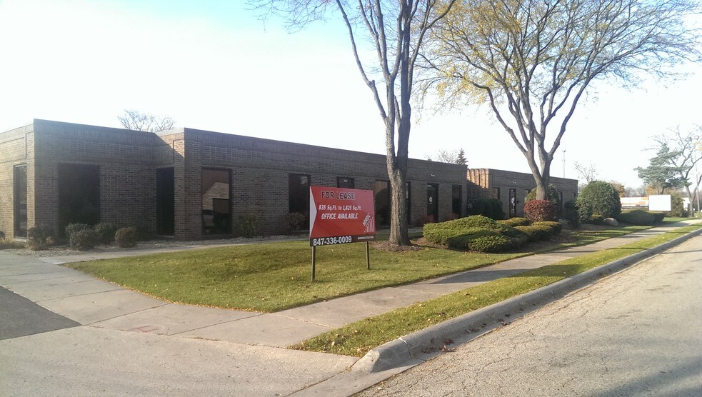 More Photos Of 4211 Grove Ave, Gurnee Office For Lease