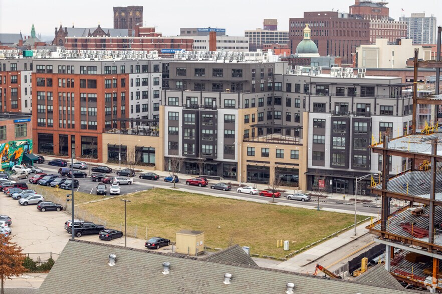 More Photos Of 125 Clifford St, Providence Apartments For Lease