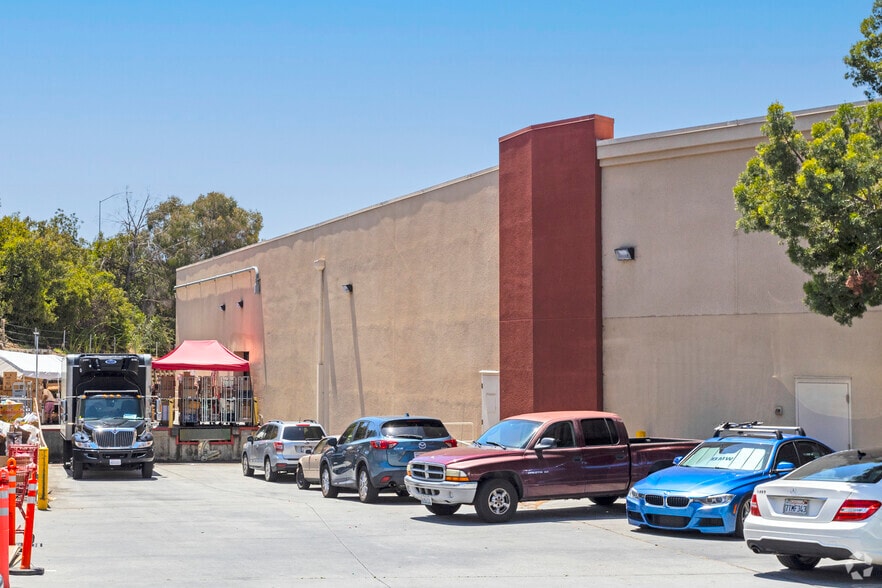 More Photos Of 5465-5495 Grossmont Center Dr, La Mesa Unknown For Lease