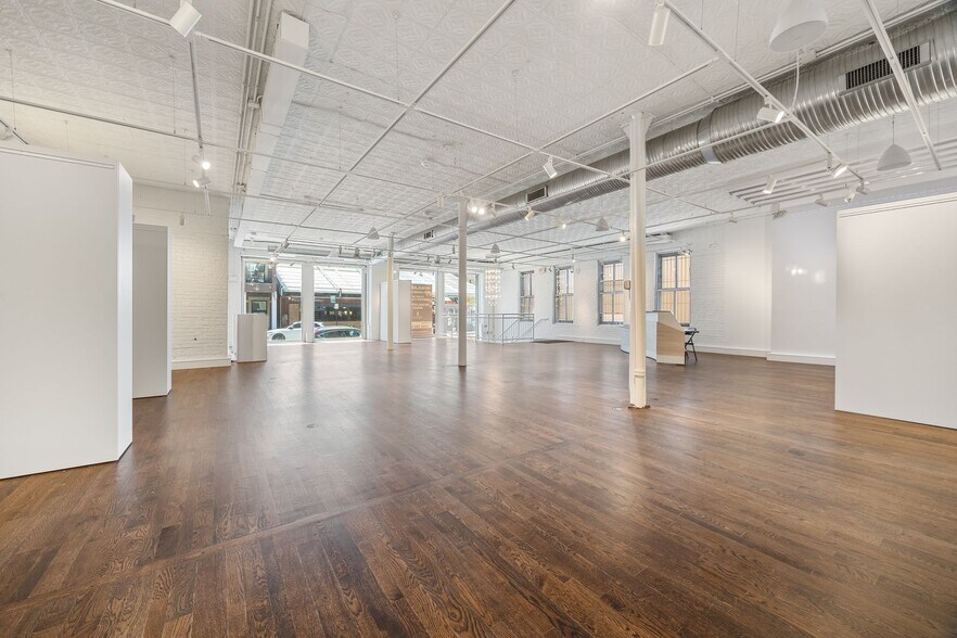 More Photos Of 1910 W North Ave, Chicago Storefront Retail Residential For Lease