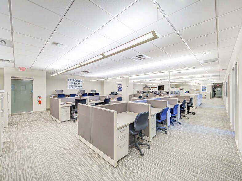 More Photos Of 100 Woodbridge Center Dr, Woodbridge Office For Lease