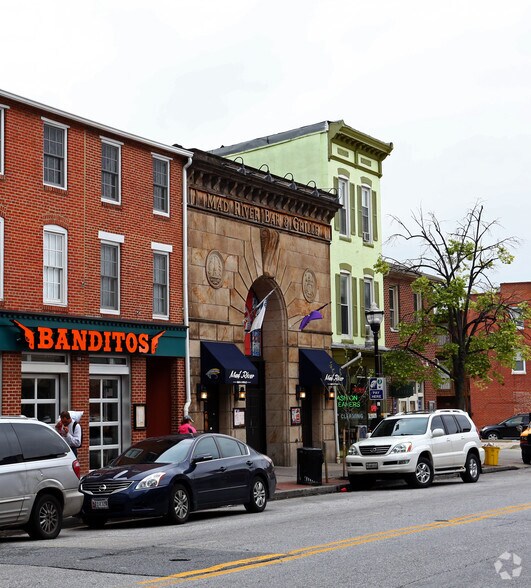 More Photos Of 1108-1110 S Charles St, Baltimore Bar For Sale