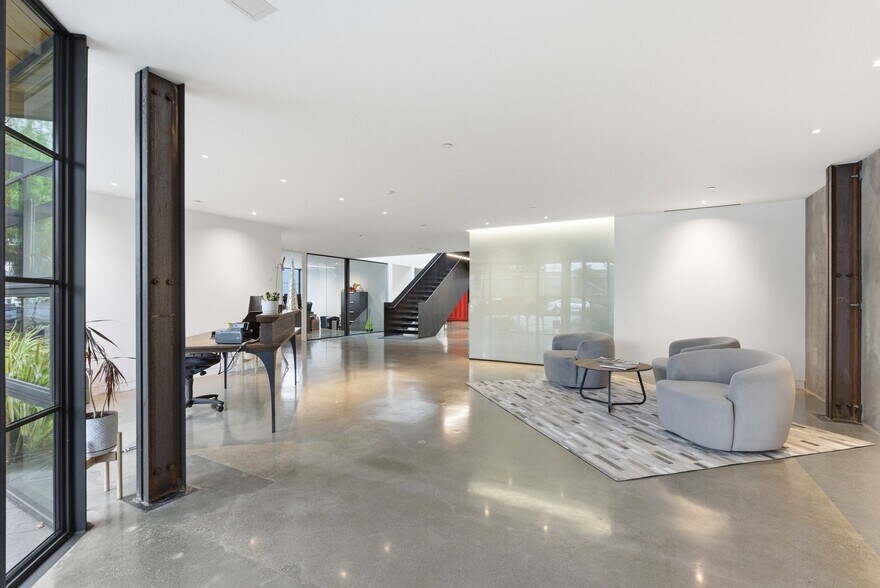More Photos Of 1401 Old County Rd, San Carlos Manufacturing For Sale