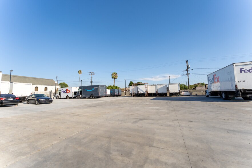 More Photos Of 1322 W Compton Blvd, Compton Warehouse For Lease